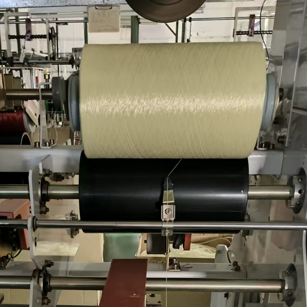 Close view of UHMWPE filament surface and bundle texture
